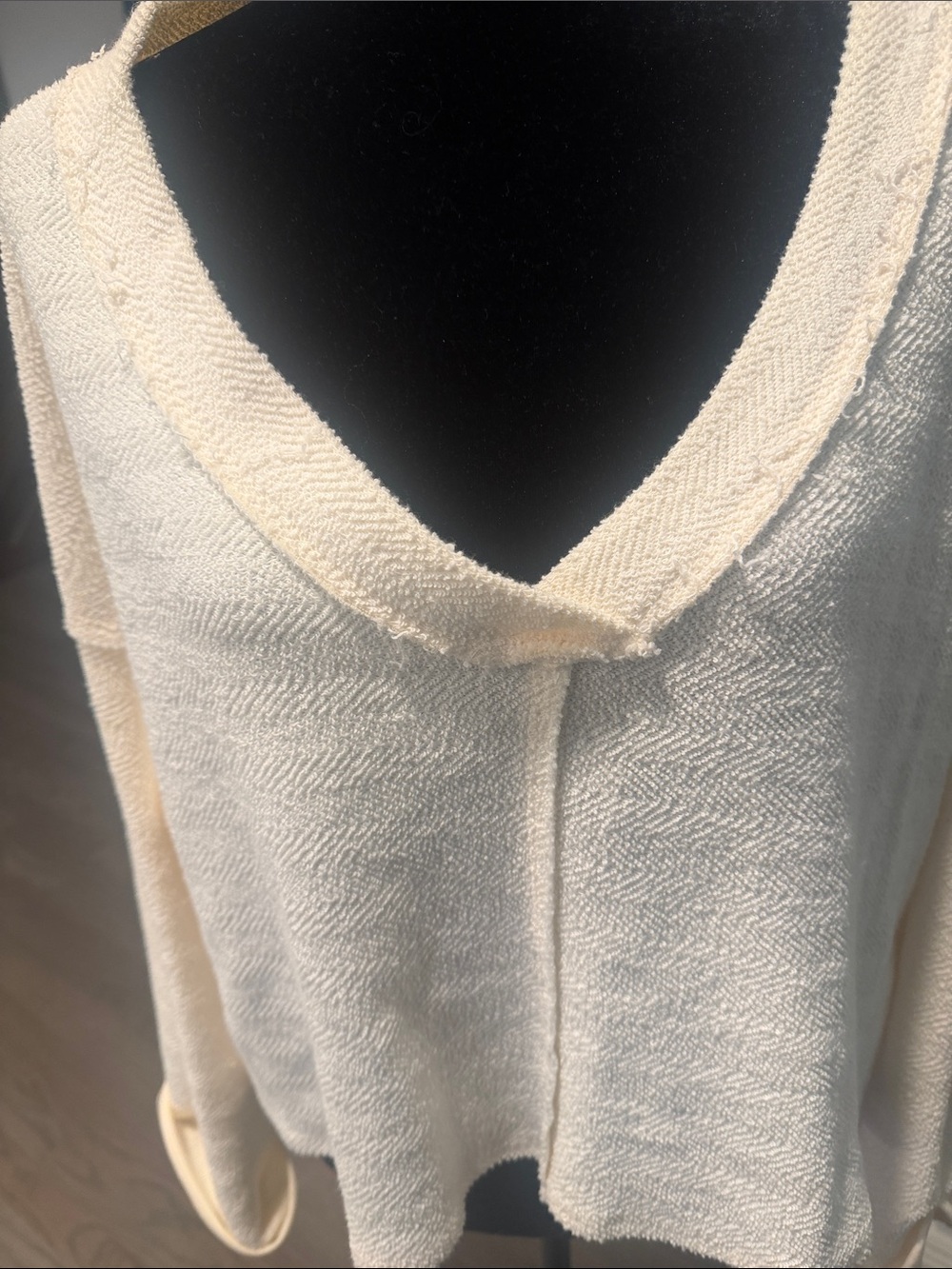 BUCKETLIST Cream V-Neck Top - Picture 5 of 6